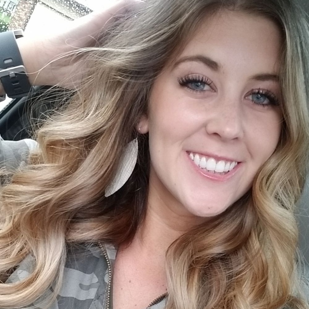 Meet your Posher, Jessica